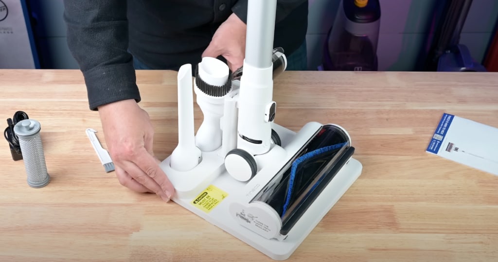 FreeSTND Charging Dock