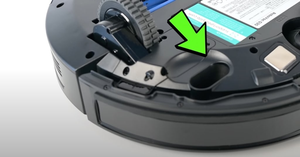 Floor Tracking Sensor on bottom of the Eufy RoboVac G30