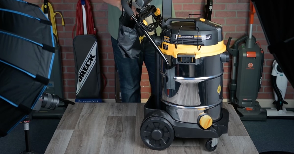 Best Shop Vacuum - 6.5 HP - Vacmaster Usability